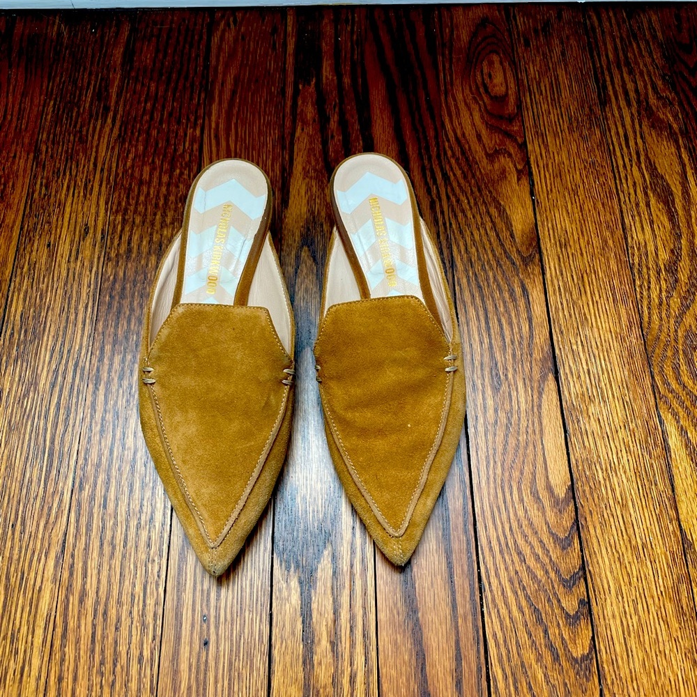 Nicholas Kirkwood pointy toe mules. Brown suede. Size 37.
